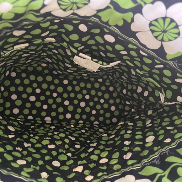 Vera Bradley Tote Excellent Condition - Picture 2 of 5